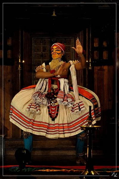 49169 Khatakali Inde 01-2014 (Zz) (Copier).jpg